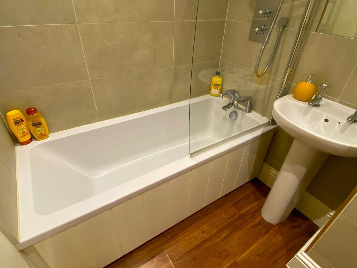 Deluxe High Street Apartment Кэнтербари Экстерьер фото